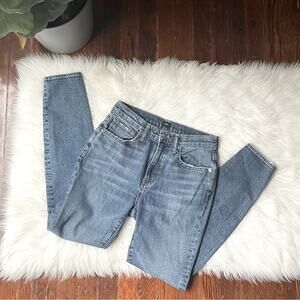 EDWIN Candice Skinny Jeans Size 26 Lightly Distressed Medium Wash NWOT